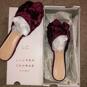 Brand new with tags Lauren Conrad velvet mules